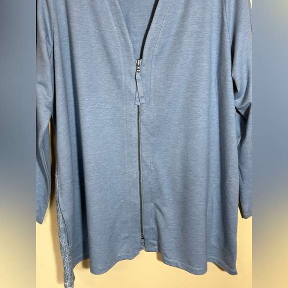 LORI GOLDSTEIN Logo Loungewear Zip-Up Light Blue Cardigan Top w/Lace Back Sz. 1X - Picture 4 of 11